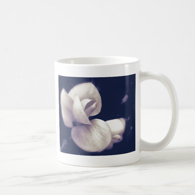 Caneca De Café Flor Crocus Flor Flor em Preto e Branco (Direita)