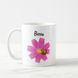 Caneca De Café Flor de Cosmos Rosa Vivo com uma Abelha Personaliz