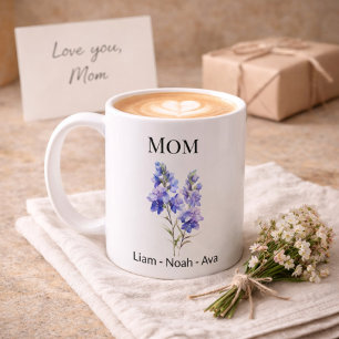 Caneca De Café Flor de Nascimento de Julho da Mamãe com Nomes das