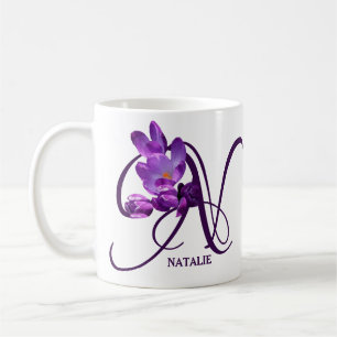 Caneca De Café Floral roxo personalizável Nome monograma Natalie