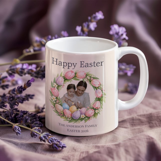 Caneca De Café Floral Wreath & Family Photo Personalized Easter  (Criador carregado)