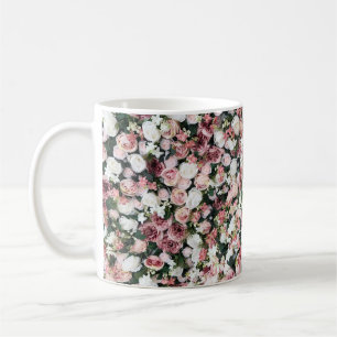 Caneca De Café Flores artificiais coloridas: fundo vibrante