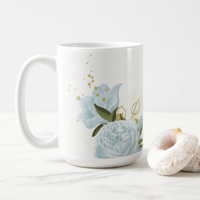 Caneca De Café flores azuis românticas & folhas verdes botânicas (Com Donut)