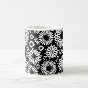 Caneca De Café Flores boho Padrão floral vetorial preto e branco