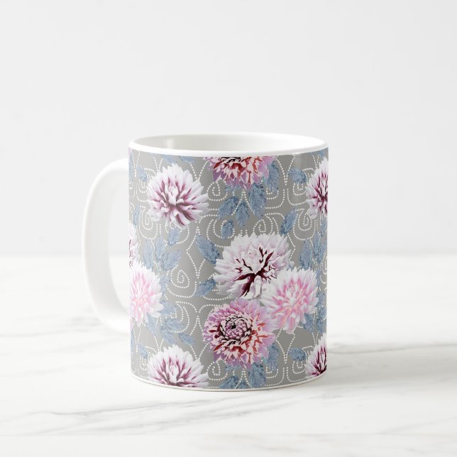 Caneca De Café Flores brancas e rosadas sobre cinza. (Frente Esquerda)