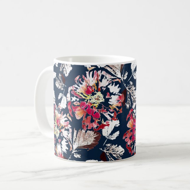 Caneca De Café Flores brancas e vermelhas em azul. (Frente Esquerda)