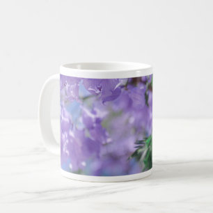 Caneca De Café Flores de Árvores Roxas de Jacaranda