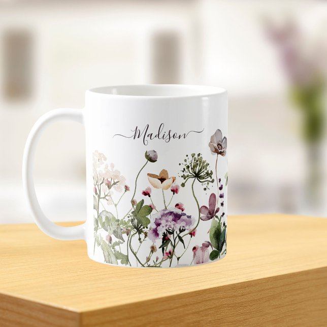 Caneca De Café Flores Silvestres Roxas Aquarela  (In situ Kitchen table)