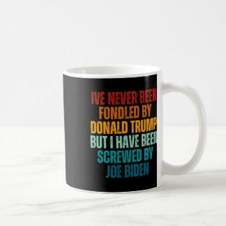 Caneca De Café Foi Conseguido Por Donald Trump Que Foi Parado Por