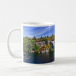 Caneca De Café Folhagem de outono em torno do lago Minnewaska