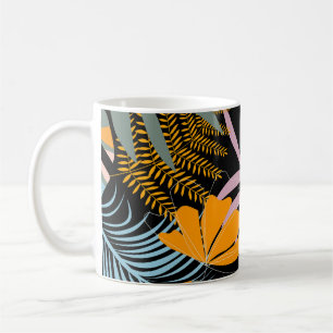 Caneca De Café Folhas Tropicais: Impressão de Vintage Escuro.