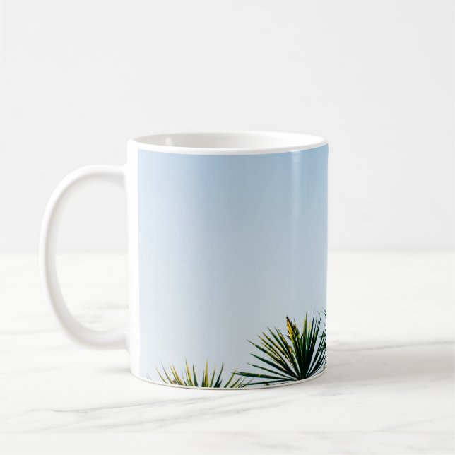 Caneca De Café Folhas verdes em céu limpo (Esquerda)