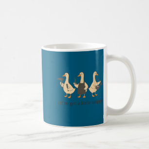 Caneca De Café Fora para obter um ganso engraçado um pouco irrita