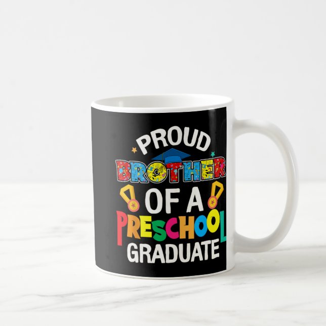Caneca De Café Formando Da Pré-Escola Irmão No Último Dia Da Famí (Direita)