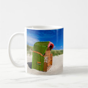 Caneca De Café Foto da cadeira Green Beach, vida na praia, com te