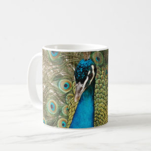 Caneca De Café Foto de Belo Pavão com Penas de Espalhamento