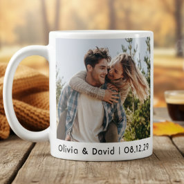Caneca De Café Foto de Casal Feliz no Casamento