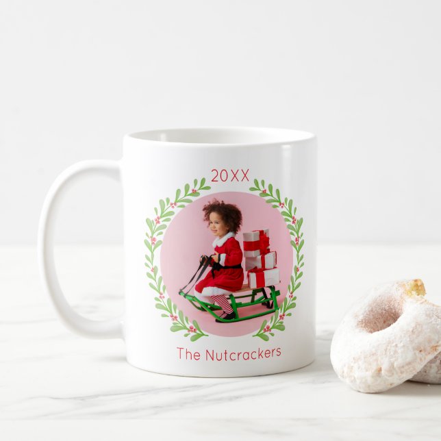Caneca De Café Foto de Natal do Nutcracker Wreath (Com Donut)