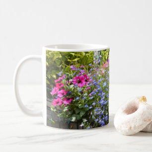 Caneca De Café Foto de Petunia, Flor do Jardim