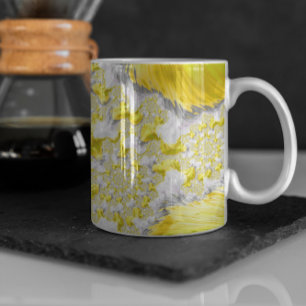 Caneca De Café Fractal Dourado abstrato
