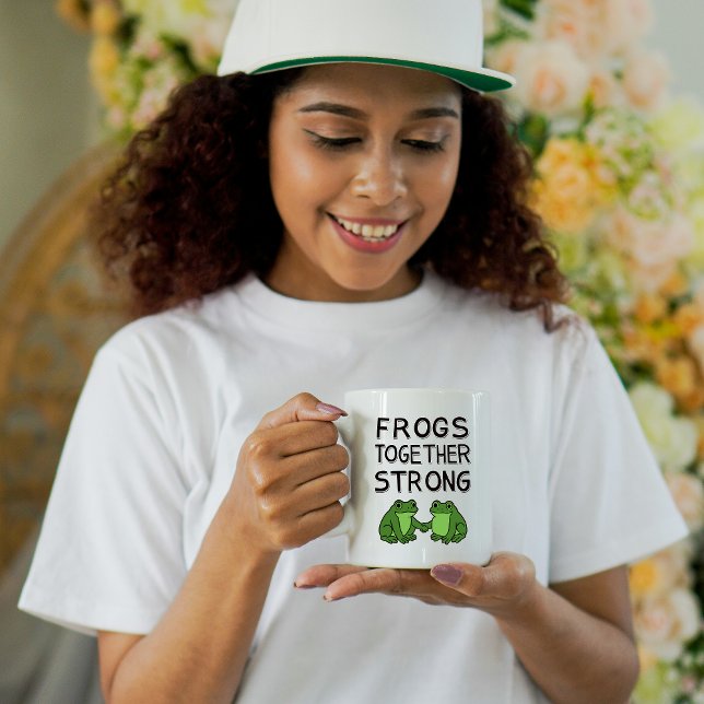 Caneca De Café Frogs Together Strong Portland Frog Protest (Criador carregado)
