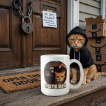 Caneca De Café Funny Cats in Hoodies Open The Door<br><div class="desc">Start your day with a laugh (or a purr!) with this "Open The Door" Cats in Hoodies coffee mug! Featuring an iconic gang of street-smart felines, including a winking tabby, a mysterious black cat, a curious ginger, and more, all sporting cool hoodies, this design brings the viral meme to your...</div>