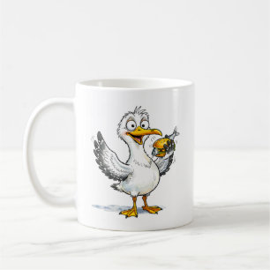 Caneca De Café Gaivota Segurando Sanduíche de Peixe na Costa