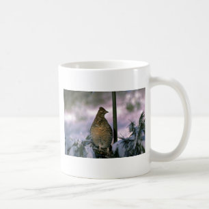 Caneca De Café Galo silvestre de Ruffed empoleirado na árvore