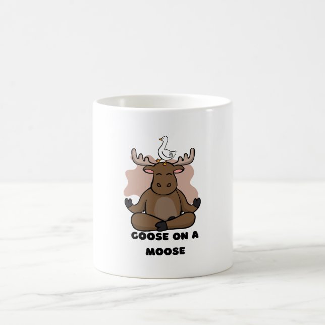 Caneca De Café Ganso em um alce animal engraçado (Centro)