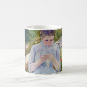 Caneca De Café Garota no Jardim, Mary Cassatt