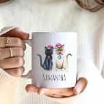 Caneca De Café Gato Bonito de Natal Mogas de Café<br><div class="desc">Celebrar as festas com essas bonitas canecas de café de Natal, com um gato preto e um gato siamês lúdico, aliado com a punny mensagem "Happy Paw-lidays". Estas canecas engraçadas e personalizadas são perfeitas para amantes de gatos e fazem sugestões encantadoras de presentes para a mãe no Natal ou qualquer...</div>