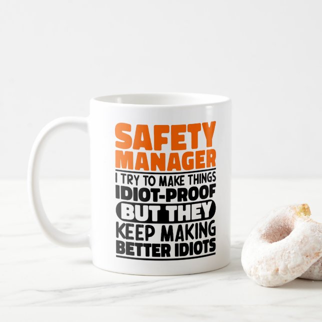 Caneca De Café Gestor De Segurança Tento Fazer Coisas Engraçadas (Com Donut)