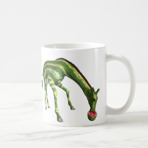 Caneca De Café Giraffe comendo melancia