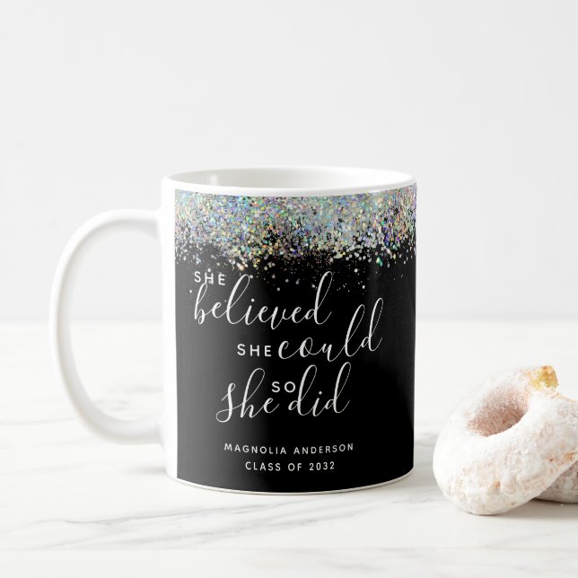 Caneca De Café Glitter Ela Acreditava Que Podia Se Formar (Com Donut)