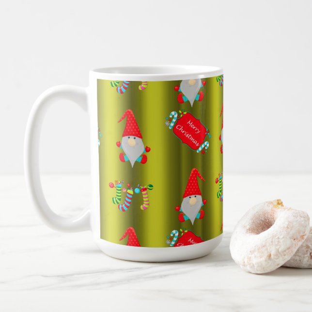 Caneca De Café Gnomos de Natal bonitos em verde (Com Donut)