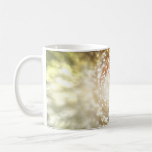 Caneca De Café gold abstract blur background, with defocused boke