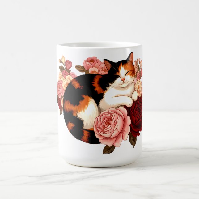 Caneca De Café Golden Whiskers: Calico Cat in Rose Reverie (Centro)