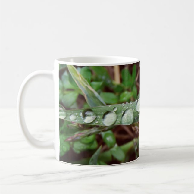 Caneca De Café Gotas de chuva na grama (Esquerda)
