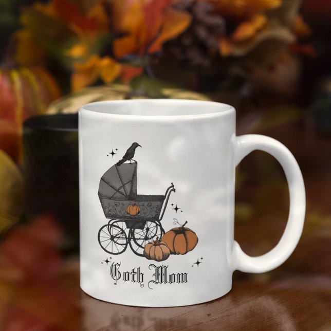 Caneca De Café Gótico Mãe Halloween Carruagem Raven (Goth MomFall Baby Shower Mug. Elegant Vintage Stroller, Burnt Orange Autumn Pumpkins & Black Crow.)