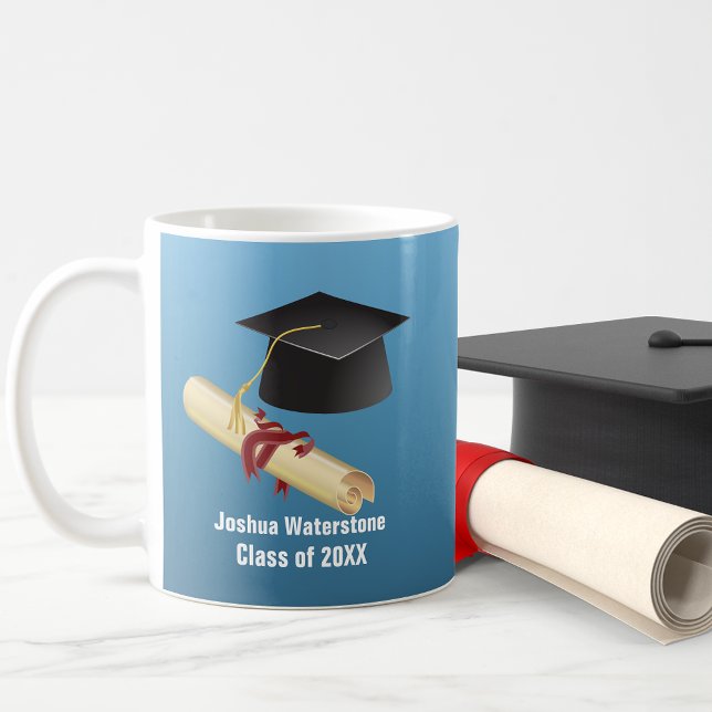 Caneca De Café Graduação de Cartão de Mortarboard e Diploma (Criador carregado)
