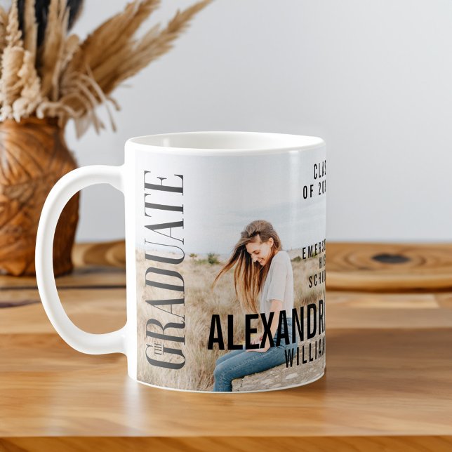 Caneca De Café Graduação inspirada no Cobrir da Trendy Magazine (Trendy Magazine Cover Inspired Graduation Coffee Mug)