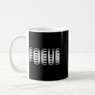 Caneca De Café Gráfico de texto desfocado em foco