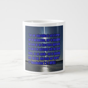 Caneca De Café Grande 1 Tessalonicenses 2:3-4 WEBU Mug