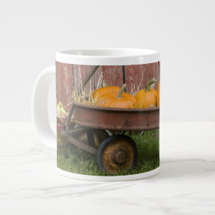 Caneca De Café Grande Abóboras em velha carroça