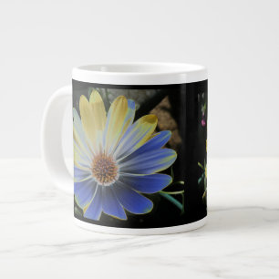 Caneca De Café Grande African Daisy Lapis e Dourada Mug