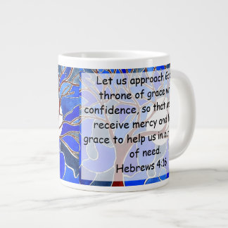 Caneca De Café Grande Ajuda em tempo de necessidade - Hebraico 4:16 - Ve