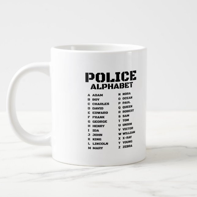 Caneca De Café Grande Alfabeto Policial de Adam a Zebra (Esquerda)