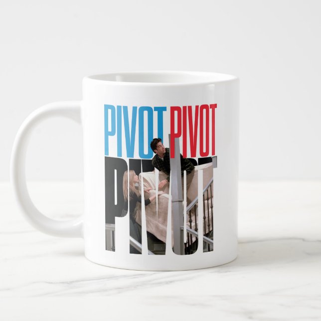 Caneca De Café Grande AMIGOS™ | Citação PIVOT PIVOT PIVOT (Esquerda)