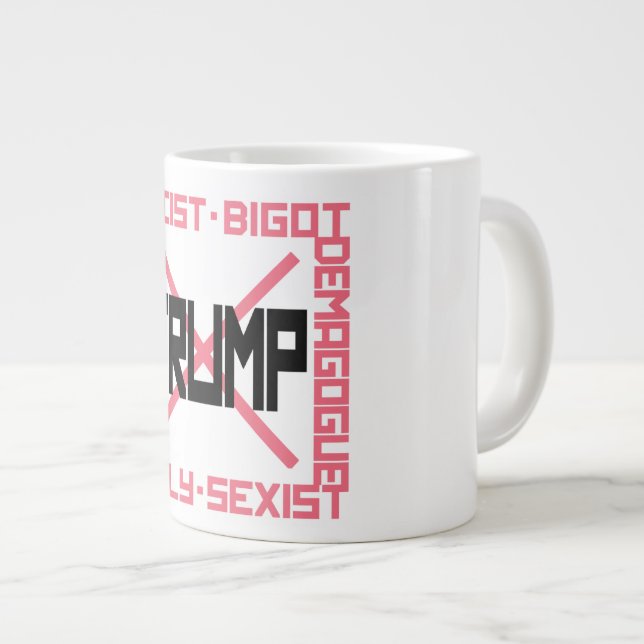 Caneca De Café Grande Anti-Trump Rosa (Frente Esquerda)