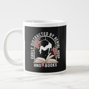 Caneca De Café Grande Aroca Aérea e Livro Facilmente Distraído